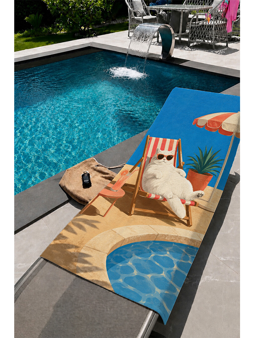 Lacivert Sevimli Pati Şezlong Yaz Desenli 70x150 Plaj Havlusu-1