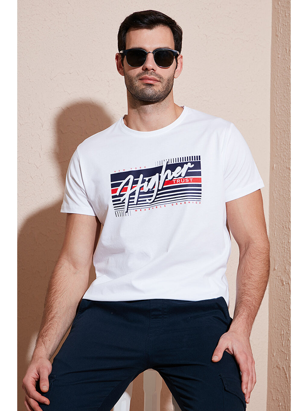 Beyaz Pamuklu Slim Fit Bisiklet Yaka Baskılı Tişört 541HIGHER