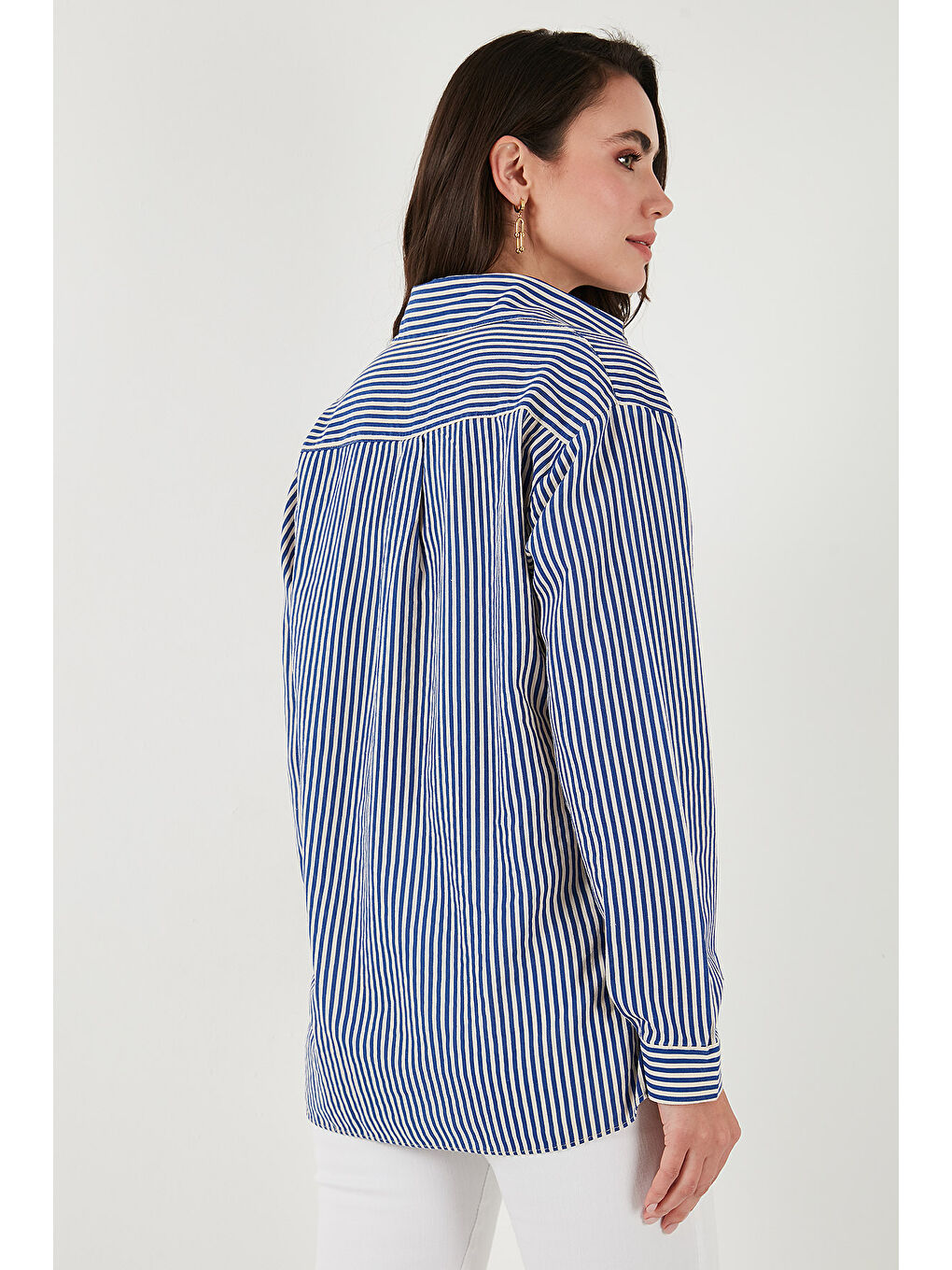 İndigo Pamuk ve Keten Karışımlı Regular Fit Çizgili Gömlek 6777961-6