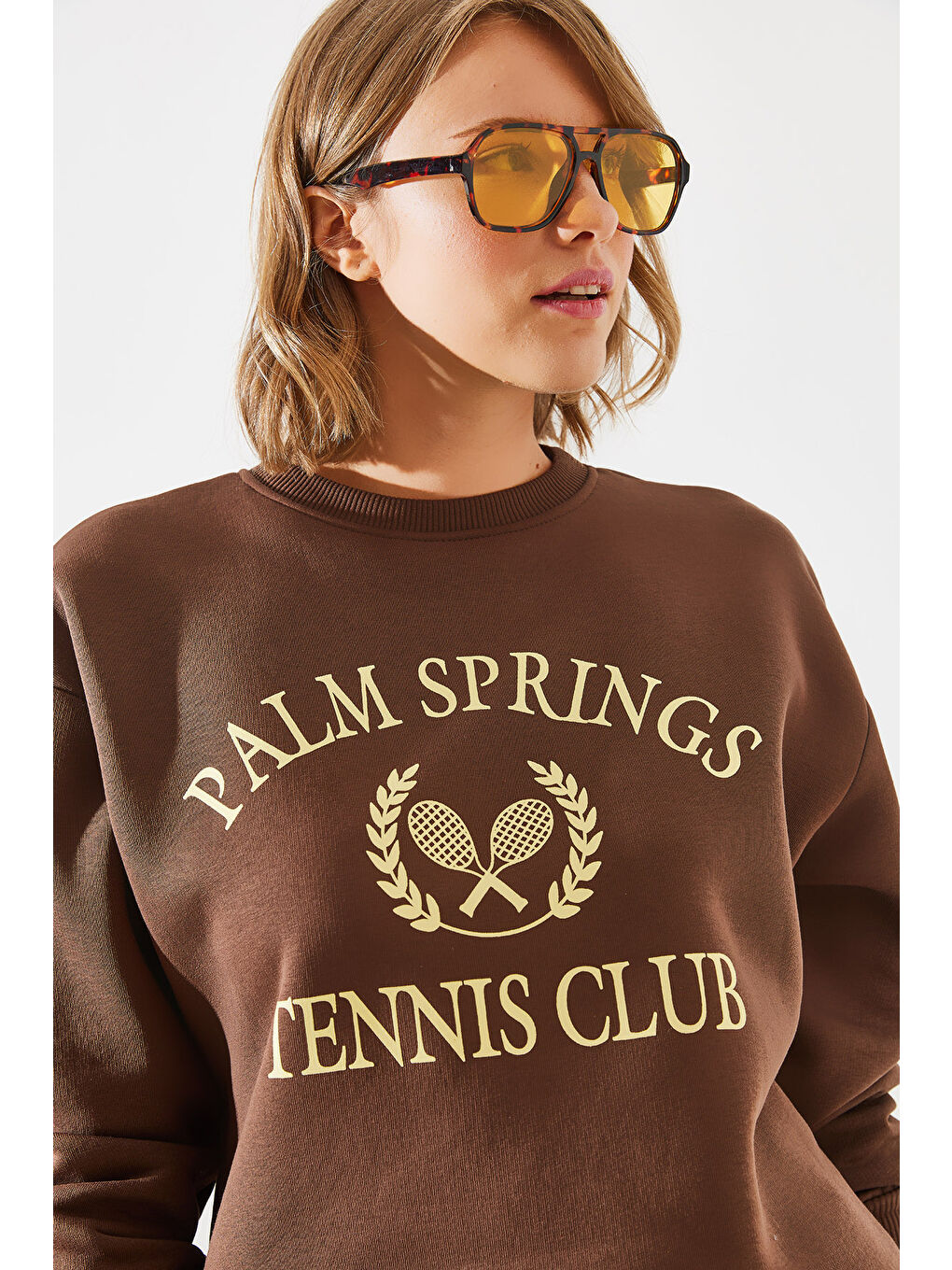 SHADE Kahverengi Kadın Üç İplik Şardonlu Palm Springs Tenis Vintage Kolej Sweatshirt MBHS - 3