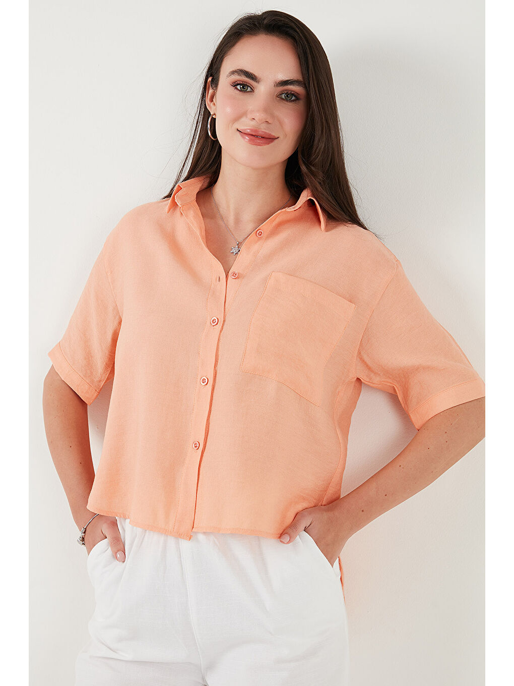 Turuncu Regular Fit Göğüs Cepli Kısa Kollu Kadın Gömlek 6779324-3
