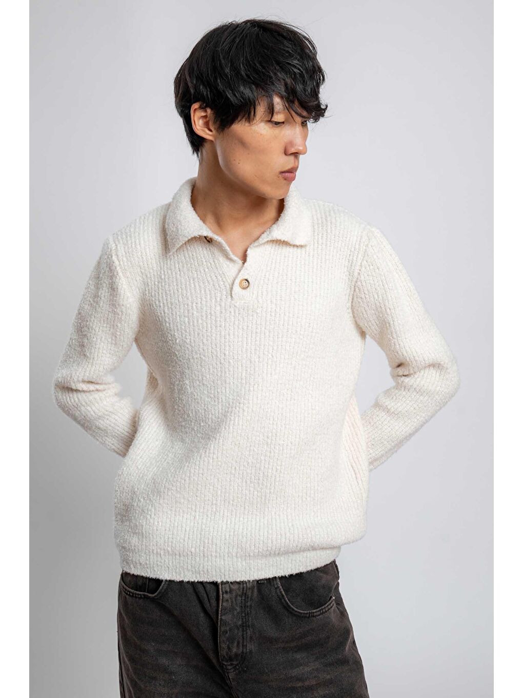 Erkek Relax Fit Düğmeli Dokulu Kazak Bej-2