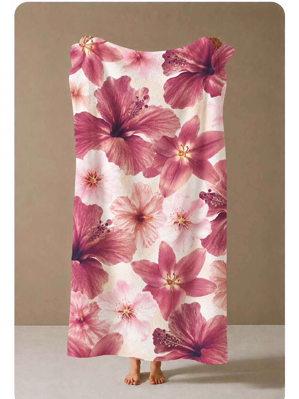 Bej Pembe Hibiskus Çiçek Desenli 70x150 Plaj Havlusu