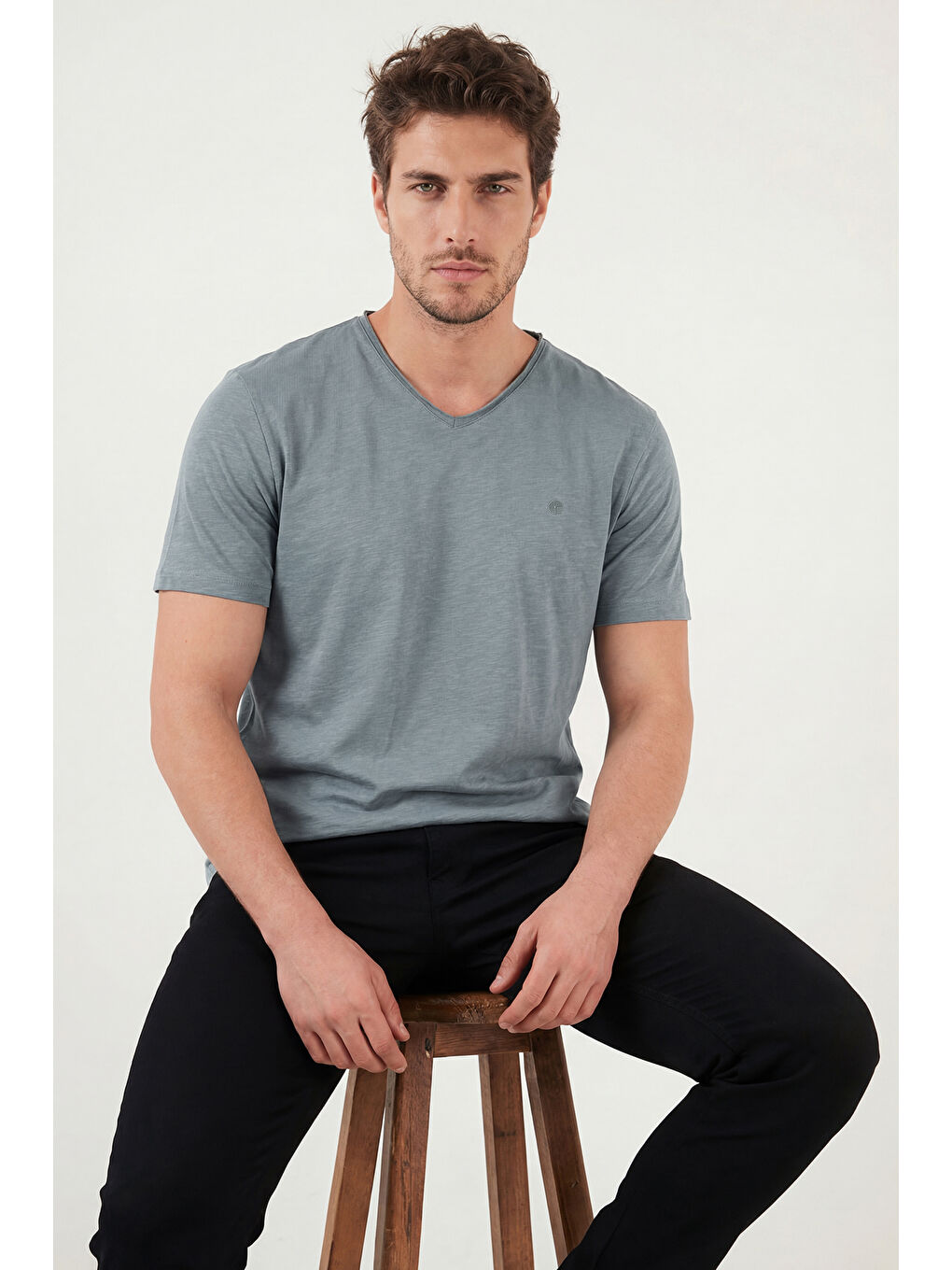 Mavi Pamuklu Slim Fit V Yaka T Shirt 5902719-4