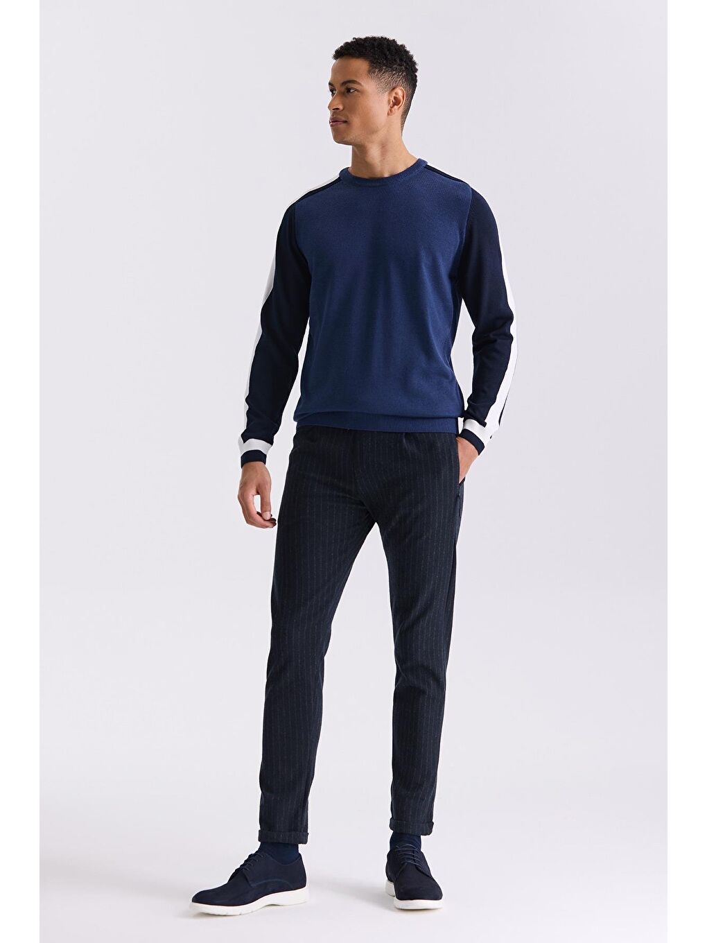 Mavi Slim Fit Şerit Detaylı Bisiklet Yaka Triko Kazak-1