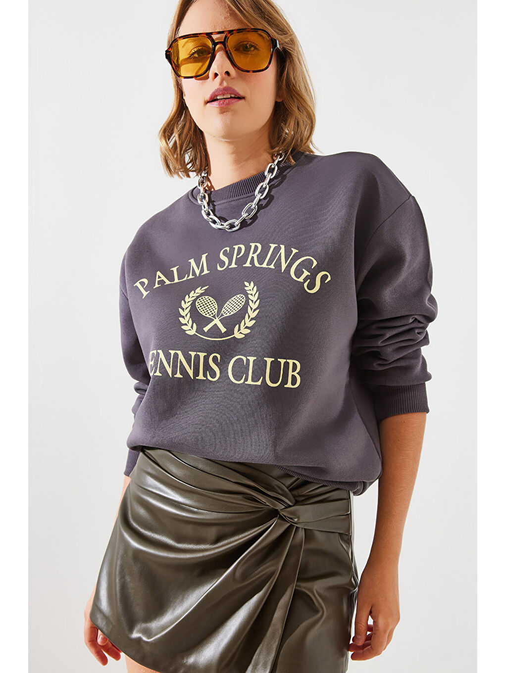 SHADE Füme Kadın Üç İplik Şardonlu Palm Springs Tenis Vintage Kolej Sweatshirt MBHS - 1