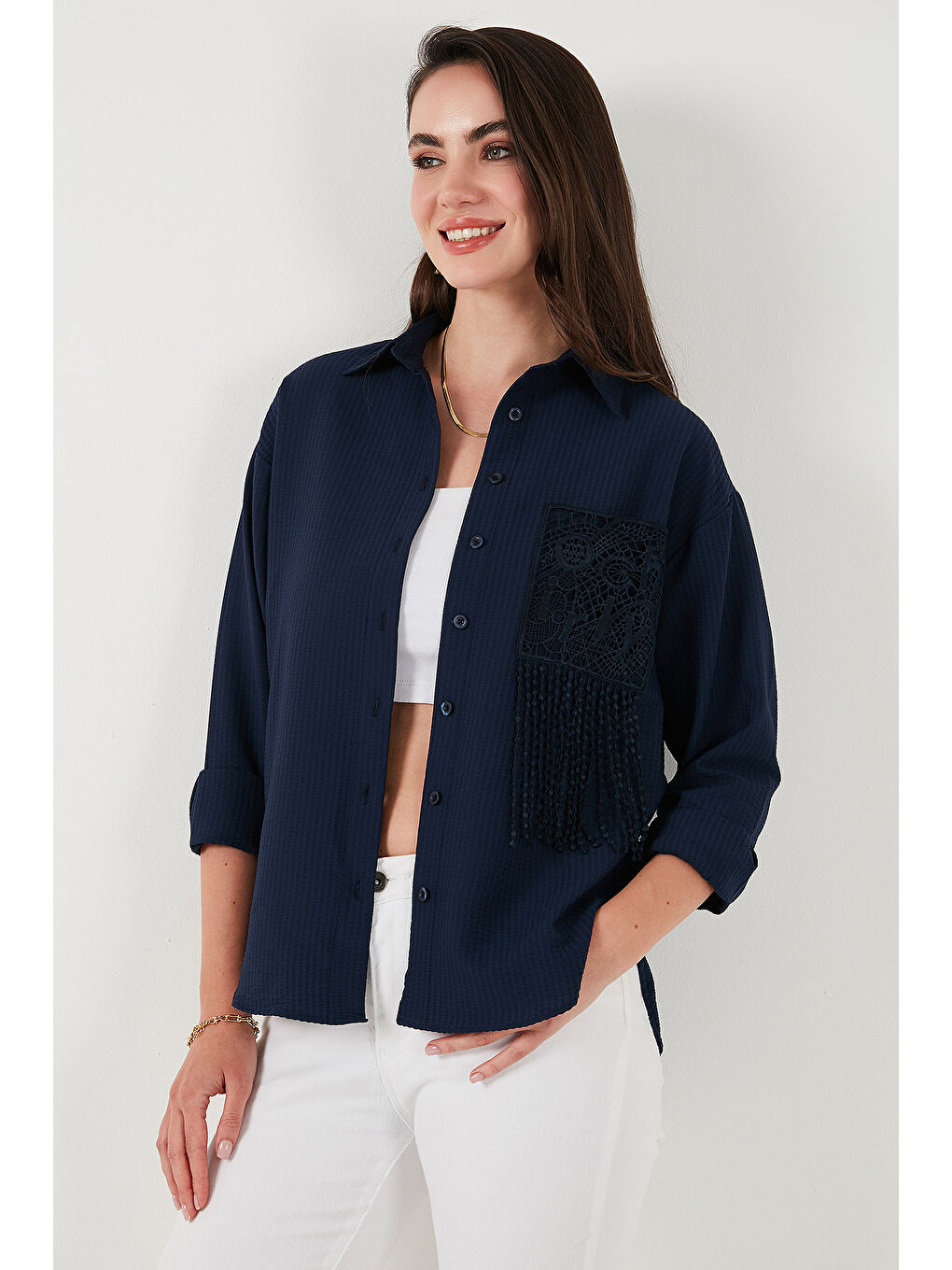 Lacivert Regular Fit Güpürlü Cep Detaylı Uzun Kollu Gömlek 6773215-2