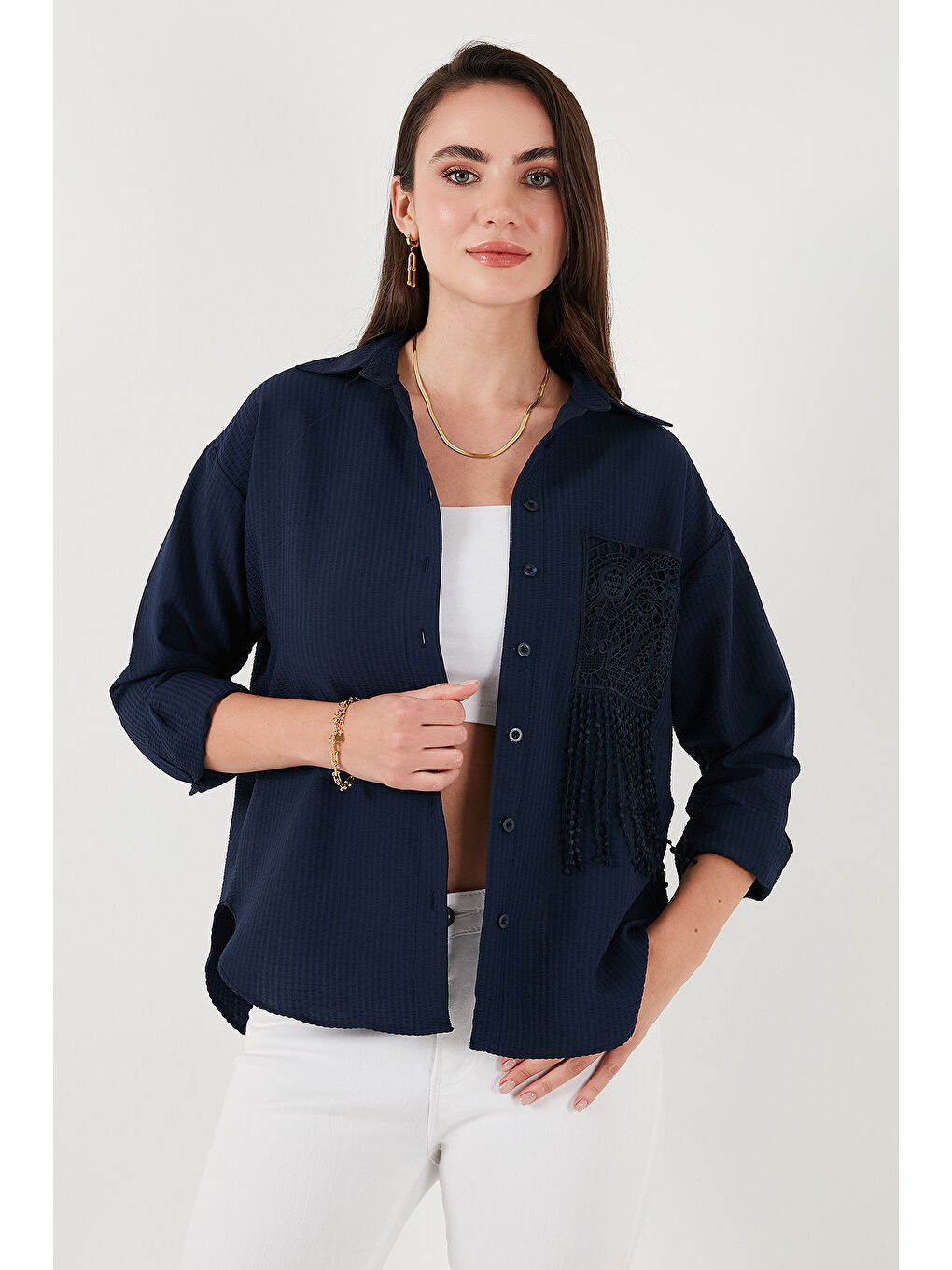 Lacivert Regular Fit Güpürlü Cep Detaylı Uzun Kollu Gömlek 6773215-4