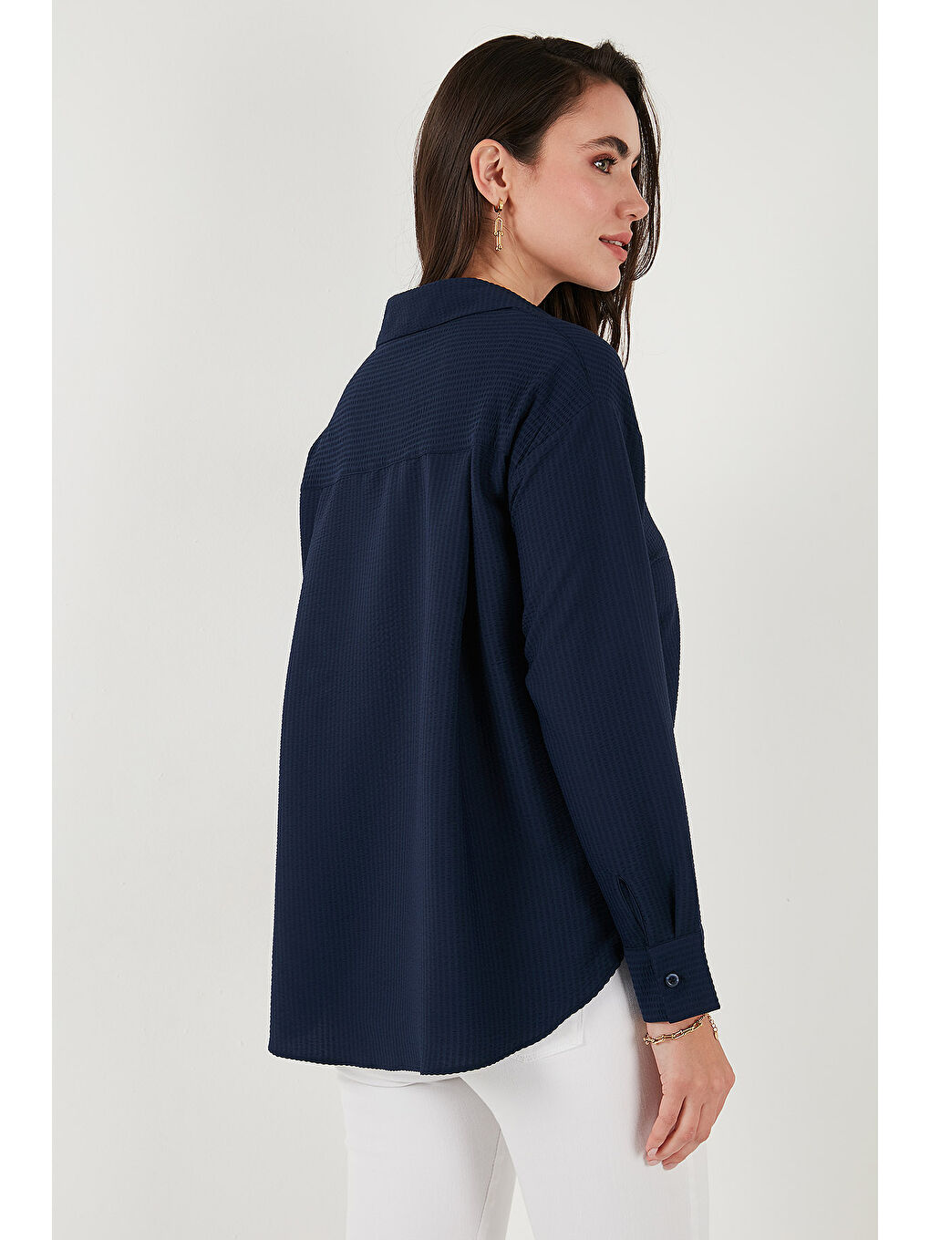 Lacivert Regular Fit Güpürlü Cep Detaylı Uzun Kollu Gömlek 6773215-6