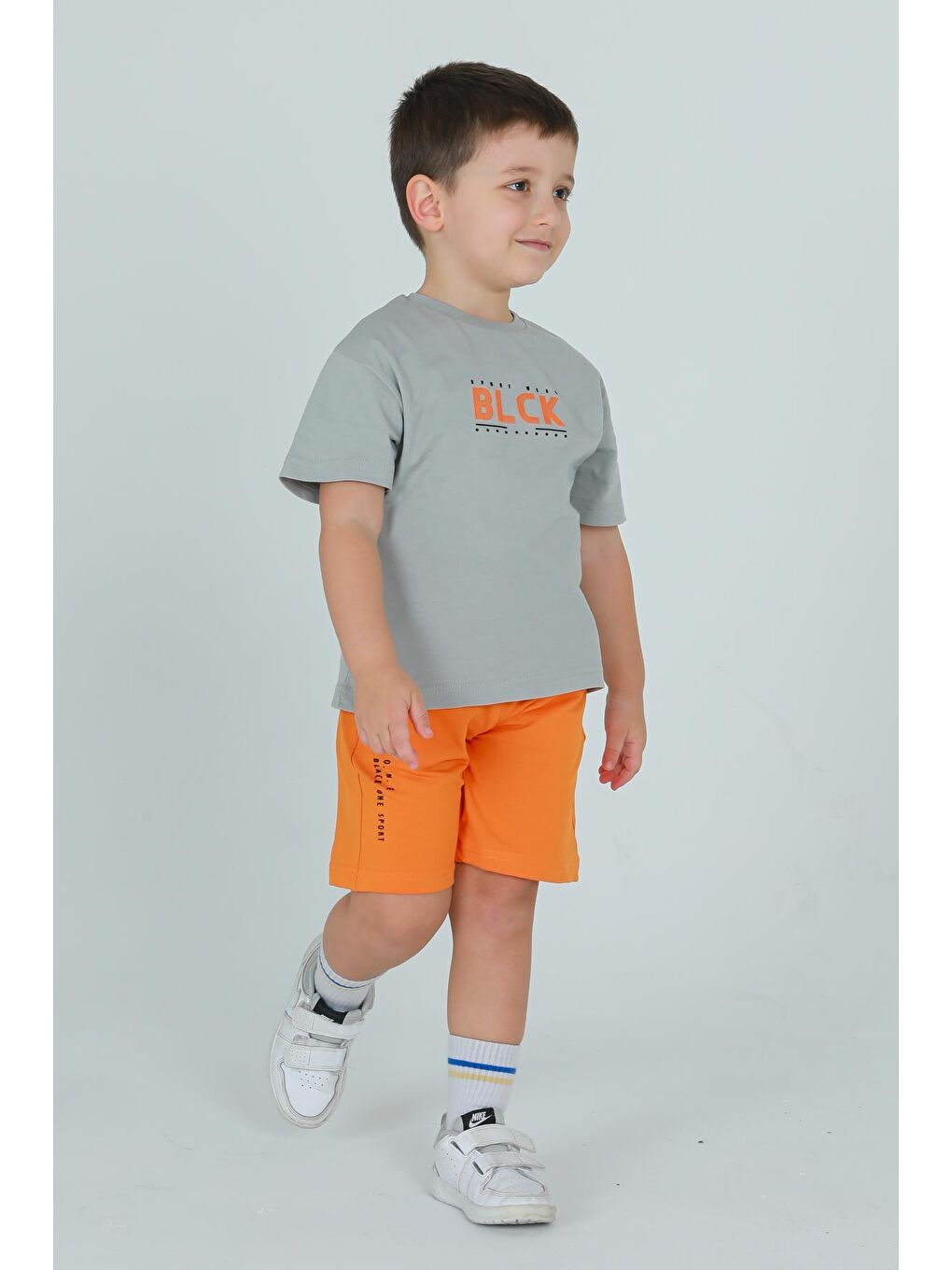 Gri Bisiklet Yaka Şortlu Erkek Çocuk Eşofman Takımı-1