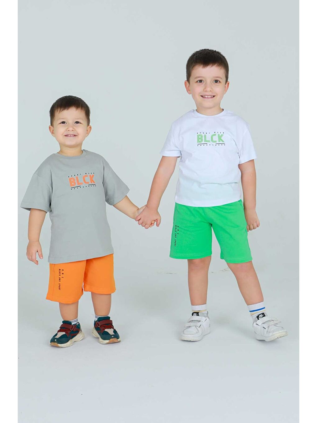 Gri Bisiklet Yaka Şortlu Erkek Çocuk Eşofman Takımı-3