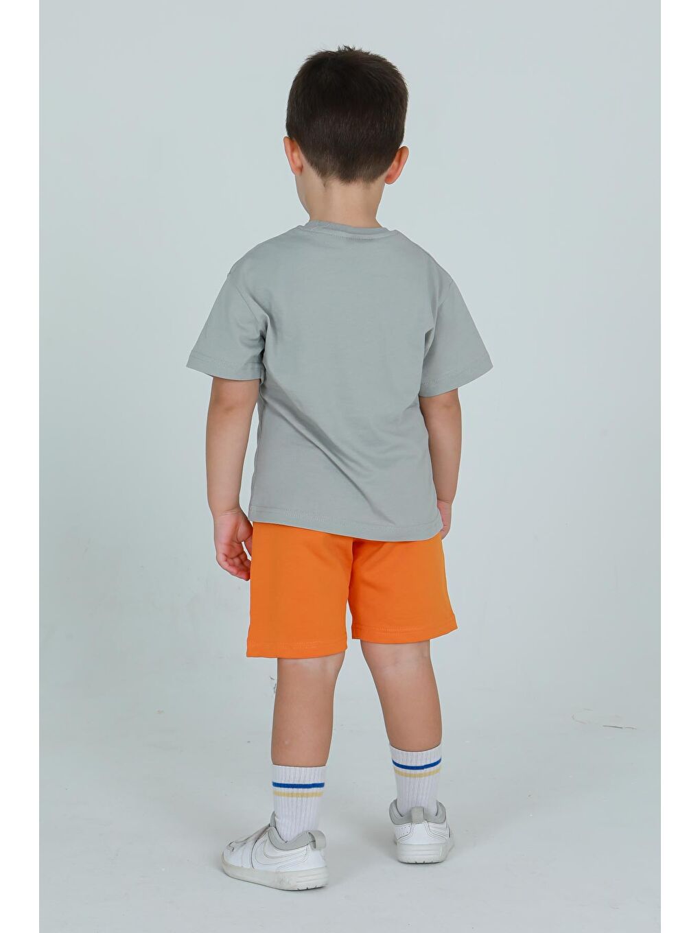 Gri Bisiklet Yaka Şortlu Erkek Çocuk Eşofman Takımı-5