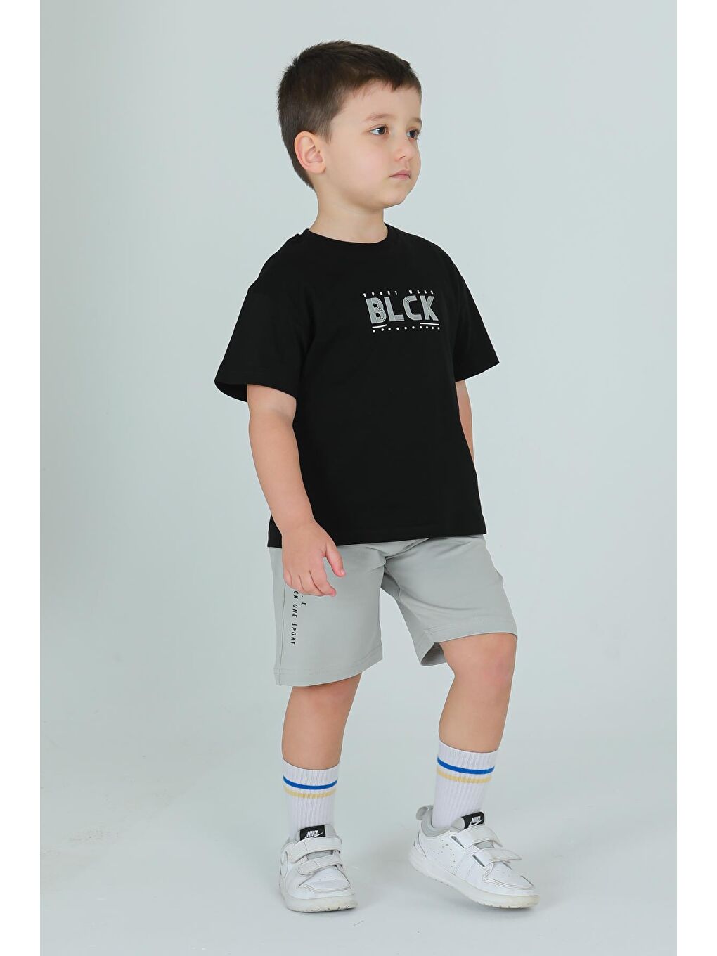 Siyah Bisiklet Yaka Şortlu Erkek Çocuk Eşofman Takımı-1