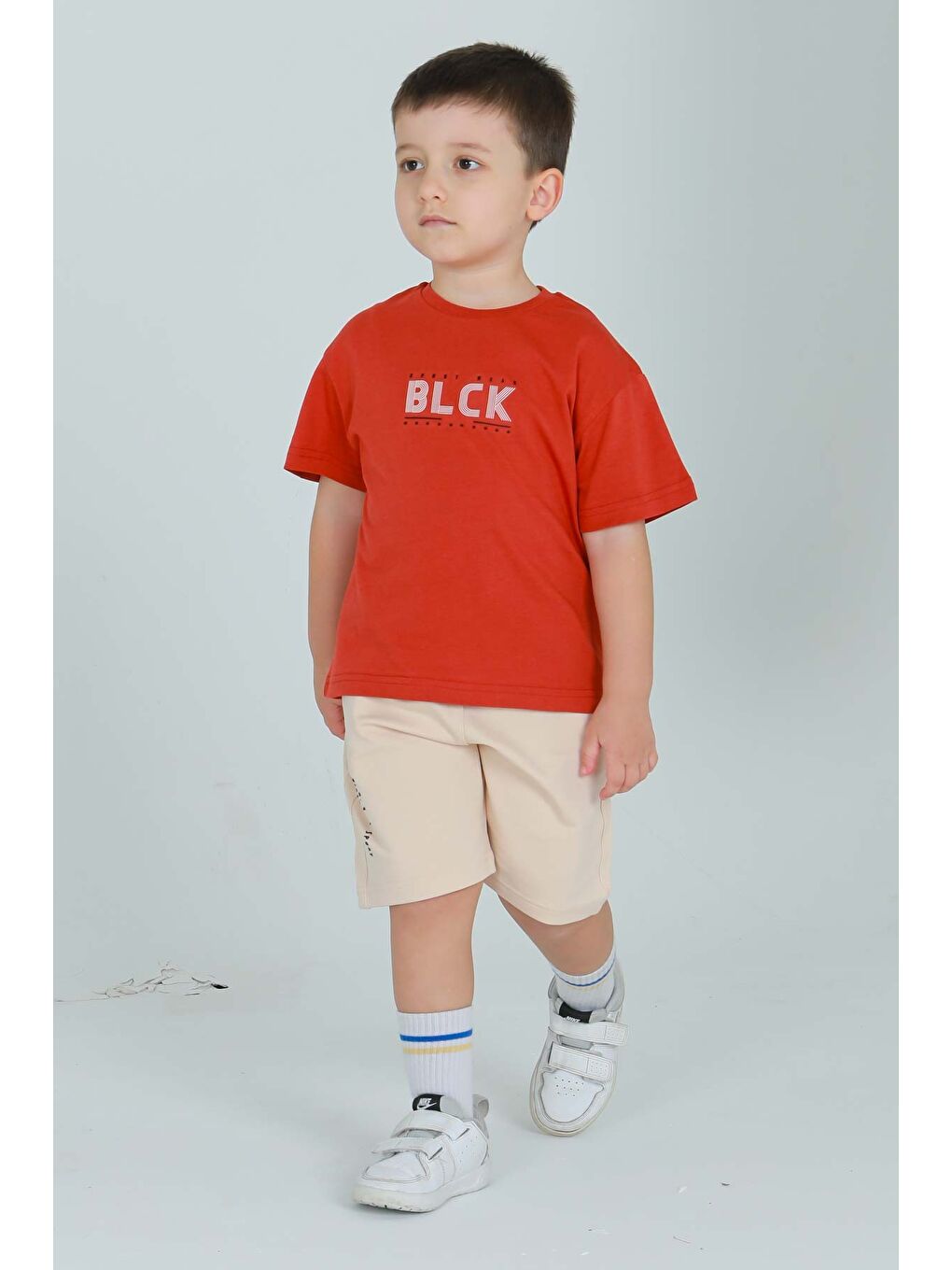 Kahverengi Bisiklet Yaka Şortlu Erkek Çocuk Eşofman Takımı-1