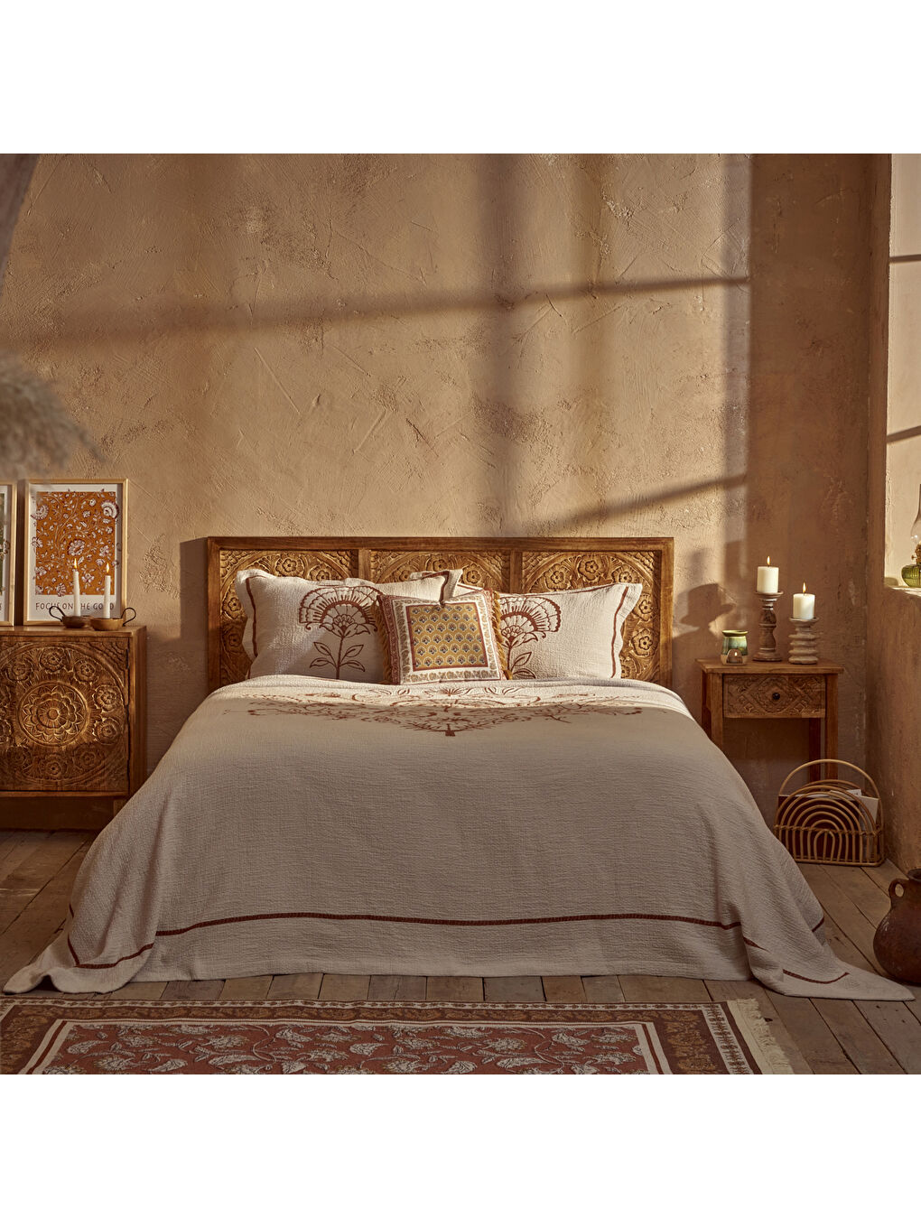 Ekru %100 Pamuk Indian Bloss Jakarlı Çift Kişilik Yatak Örtüsü Seti Krem (240x260 cm)