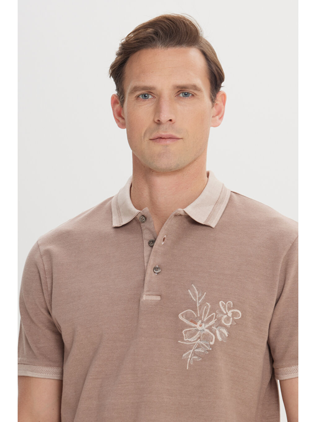 Erkek Koyu Bej Slim Fit Dar Kesim %100 Pamuk Baskılı Polo Yaka Tişört-3