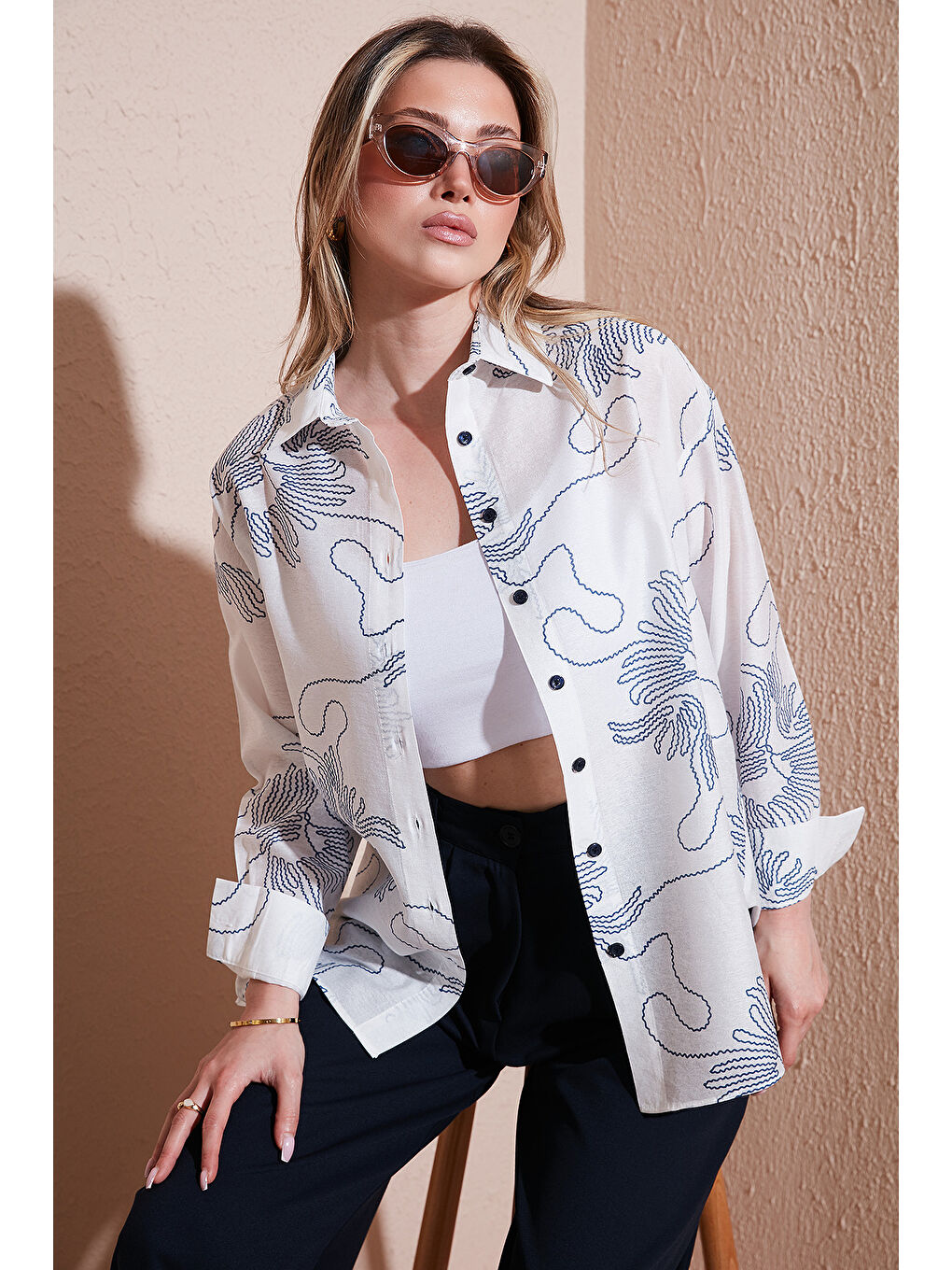 Bej Desenli Regular Fit Uzun Kollu Gömlek 6773200