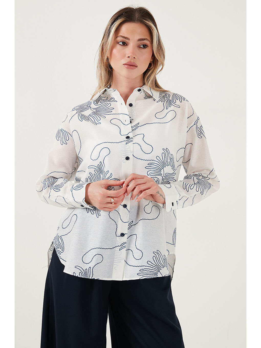 Bej Desenli Regular Fit Uzun Kollu Gömlek 6773200-3