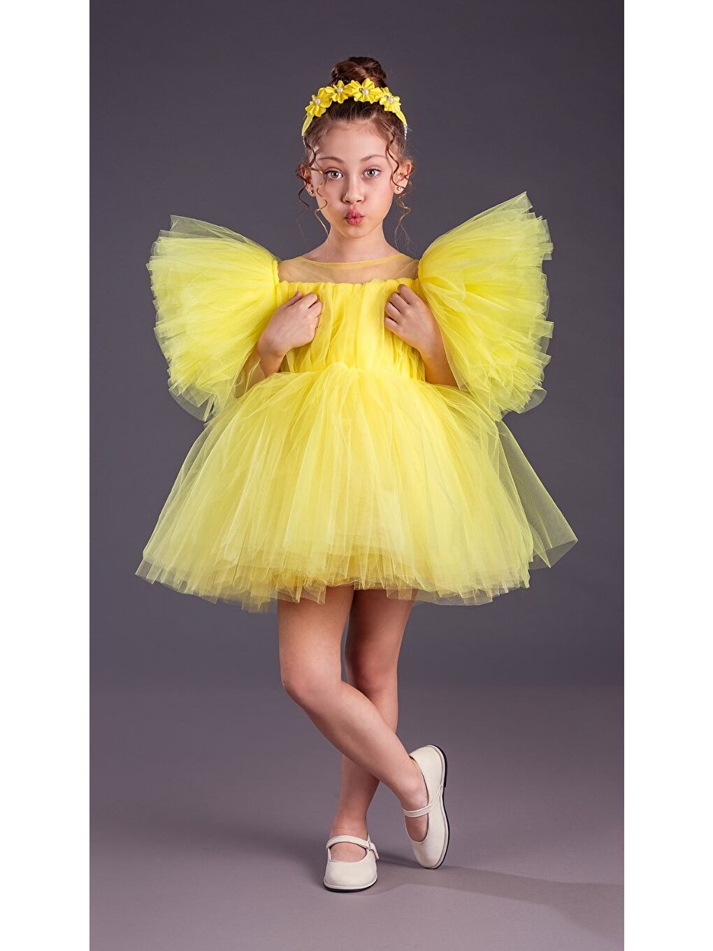 Sarı Tütü Etekli Kabarık Kollu Komotini Taçlı Kız Çocuk Abiye Elbise MNK0582-5