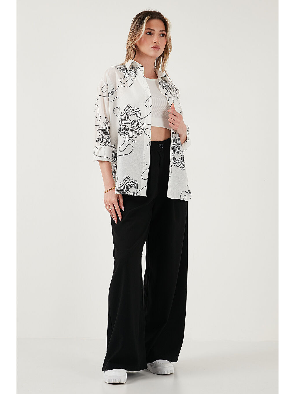 Beyaz Desenli Regular Fit Uzun Kollu Gömlek 6773200-5