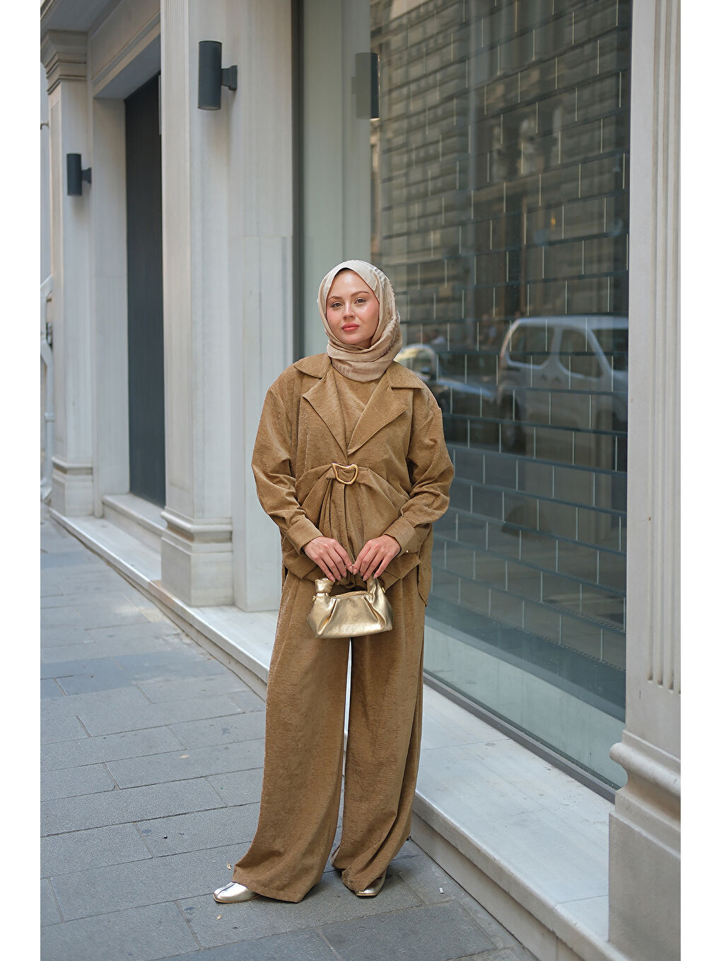 Bej Kadın Musleya Önü Pile Detay Süet Takım Vizon-2