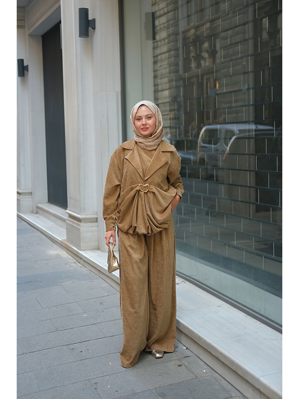 Bej Kadın Musleya Önü Pile Detay Süet Takım Vizon-3