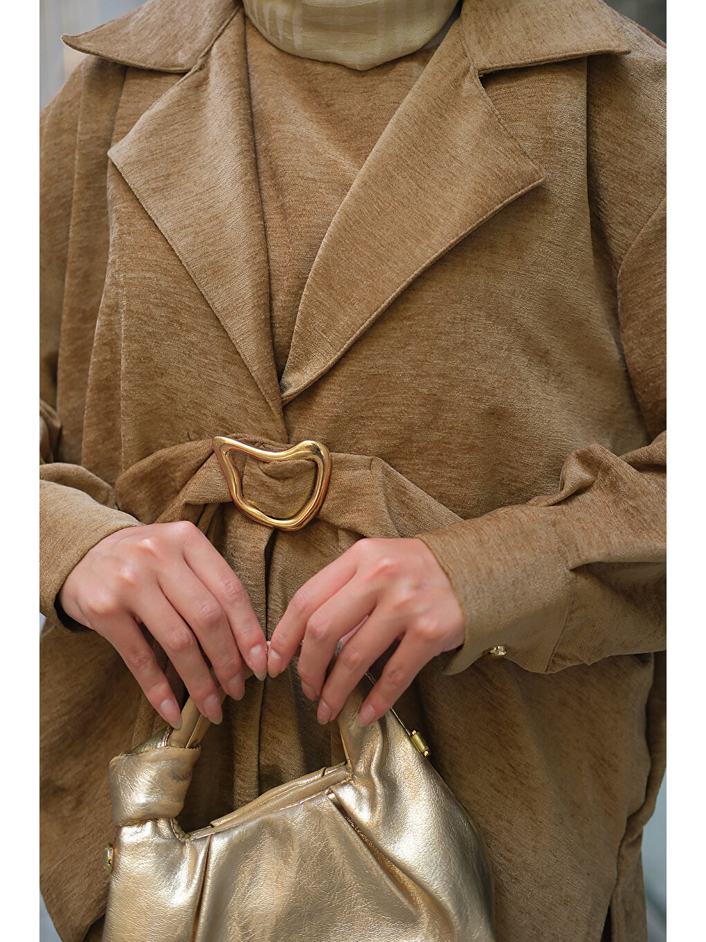 Bej Kadın Musleya Önü Pile Detay Süet Takım Vizon-4