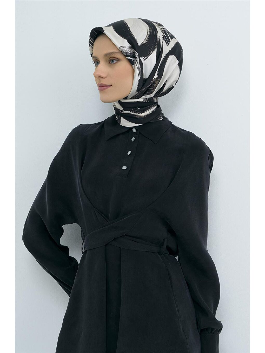 Siyah Saf İpek Twill Eşarp 9555D 01-1