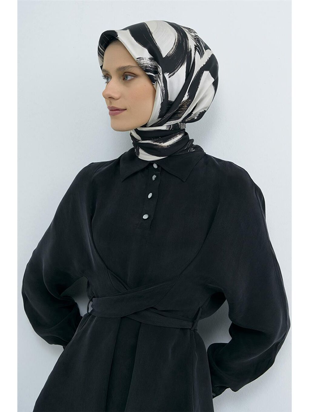 Siyah Saf İpek Twill Eşarp 9555D 01-2