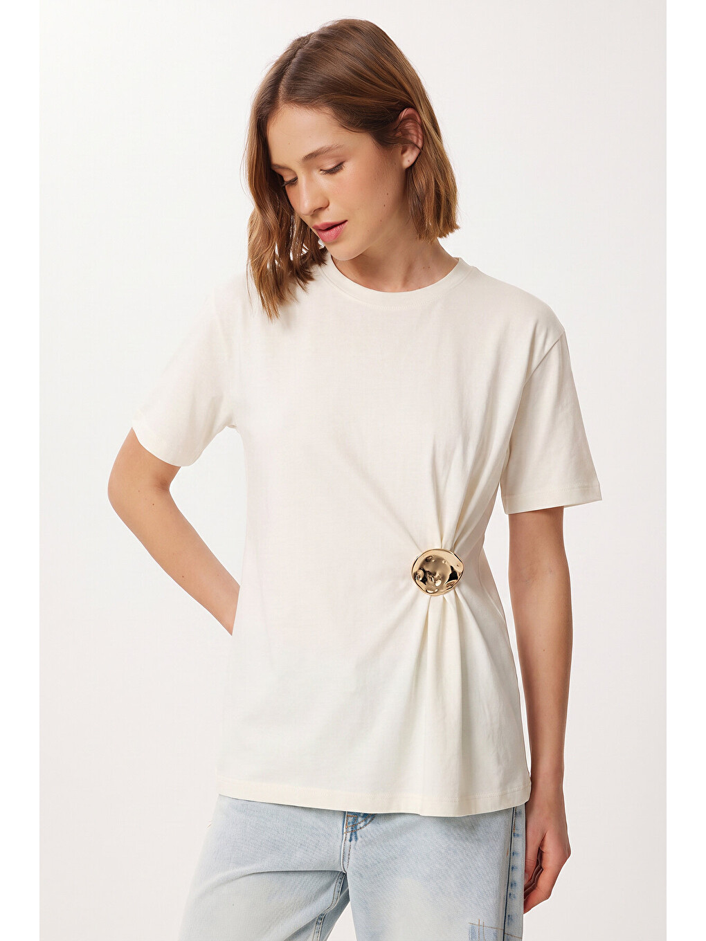 Ekru Gold Aksesuarlı Örme T-shirt EKRU LCR0119-1