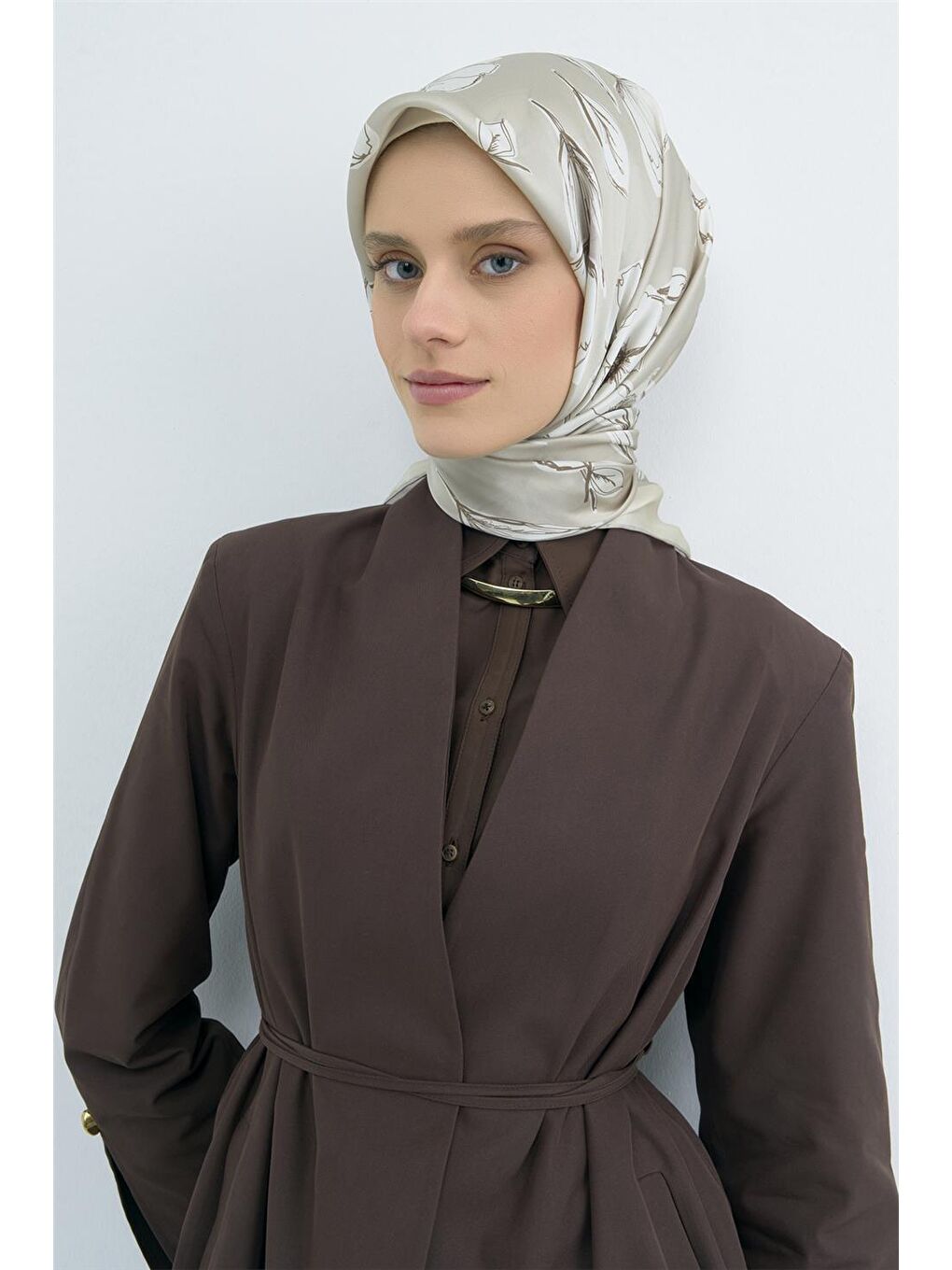 Bej Saf İpek Sura Eşarp 9536D 41-2