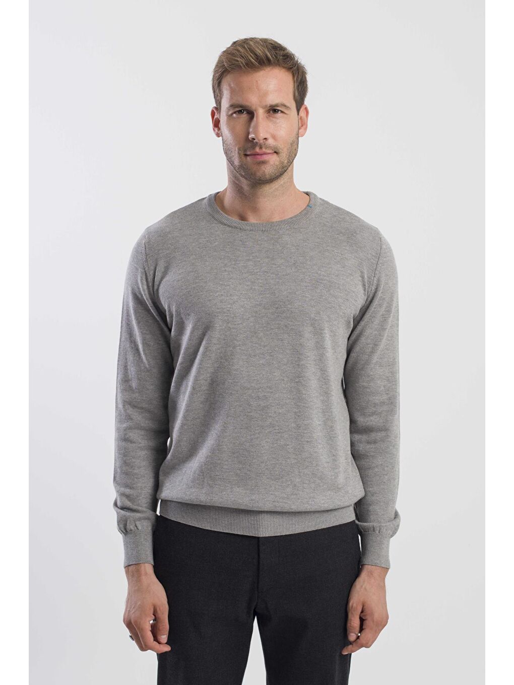 Gri Slim Fit Bisiklet Yaka Triko Kazak-1