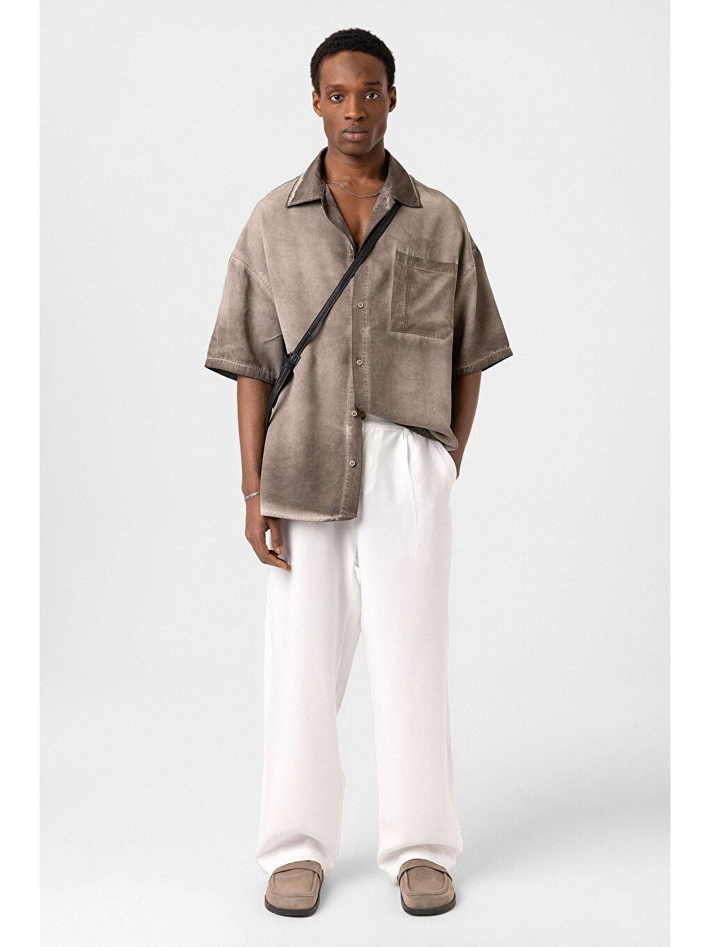 Kahverengi Yıkamalı Kısa Kollu Oversize Gömlek Kahve