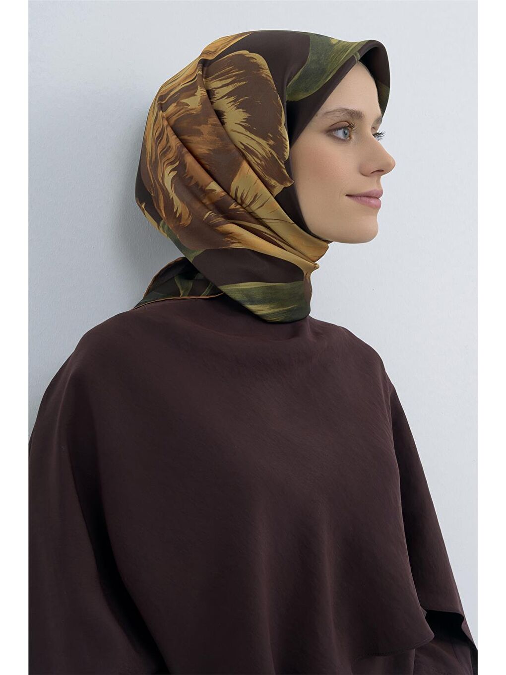 Kahverengi Saf İpek Sura Eşarp 9506D 07-1