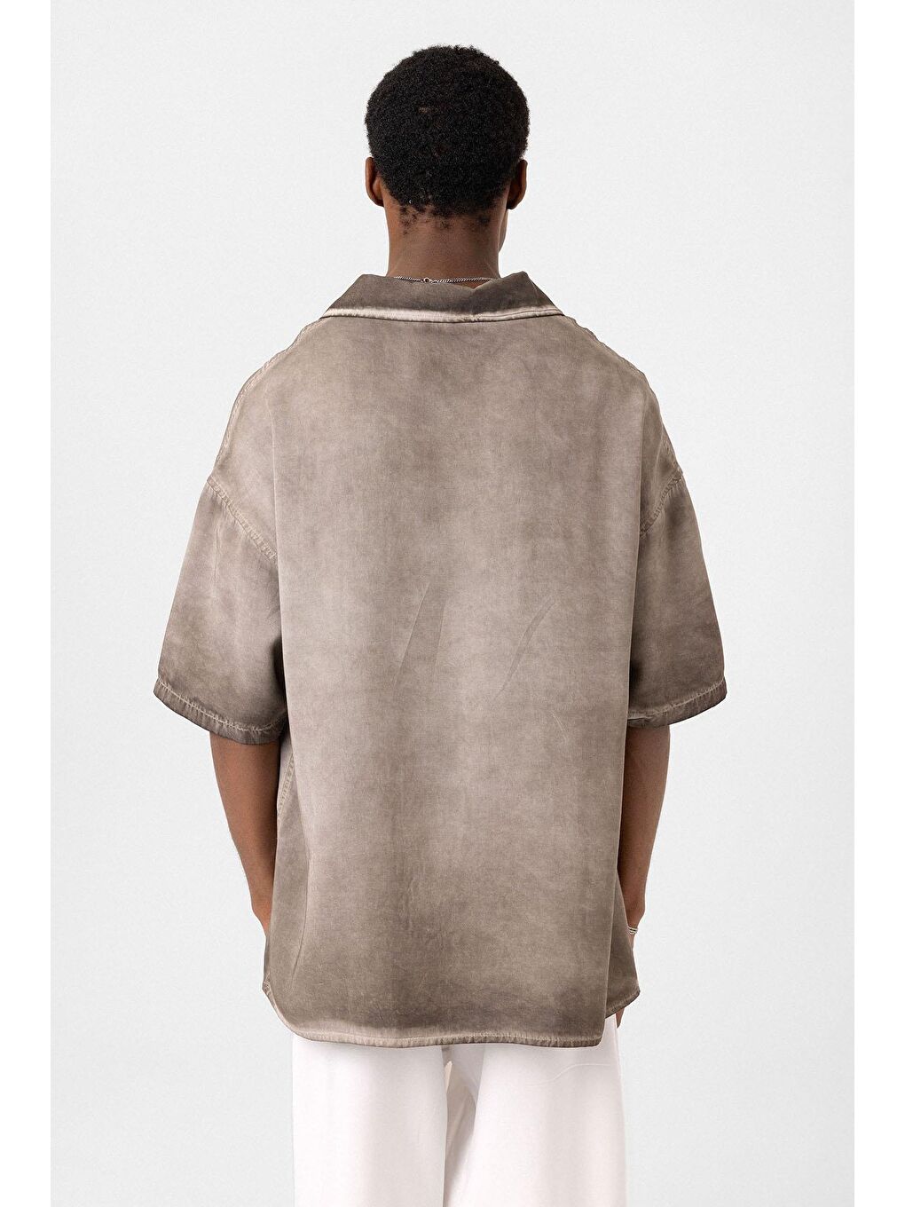 Kahverengi Yıkamalı Kısa Kollu Oversize Gömlek Kahve-4