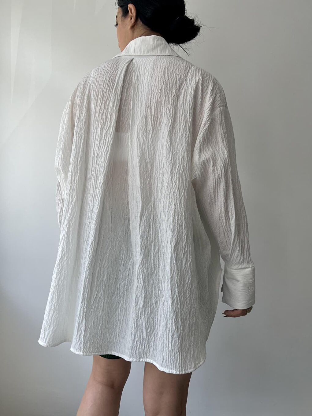 Mai Durres Beyaz Oversize Gömlek-4