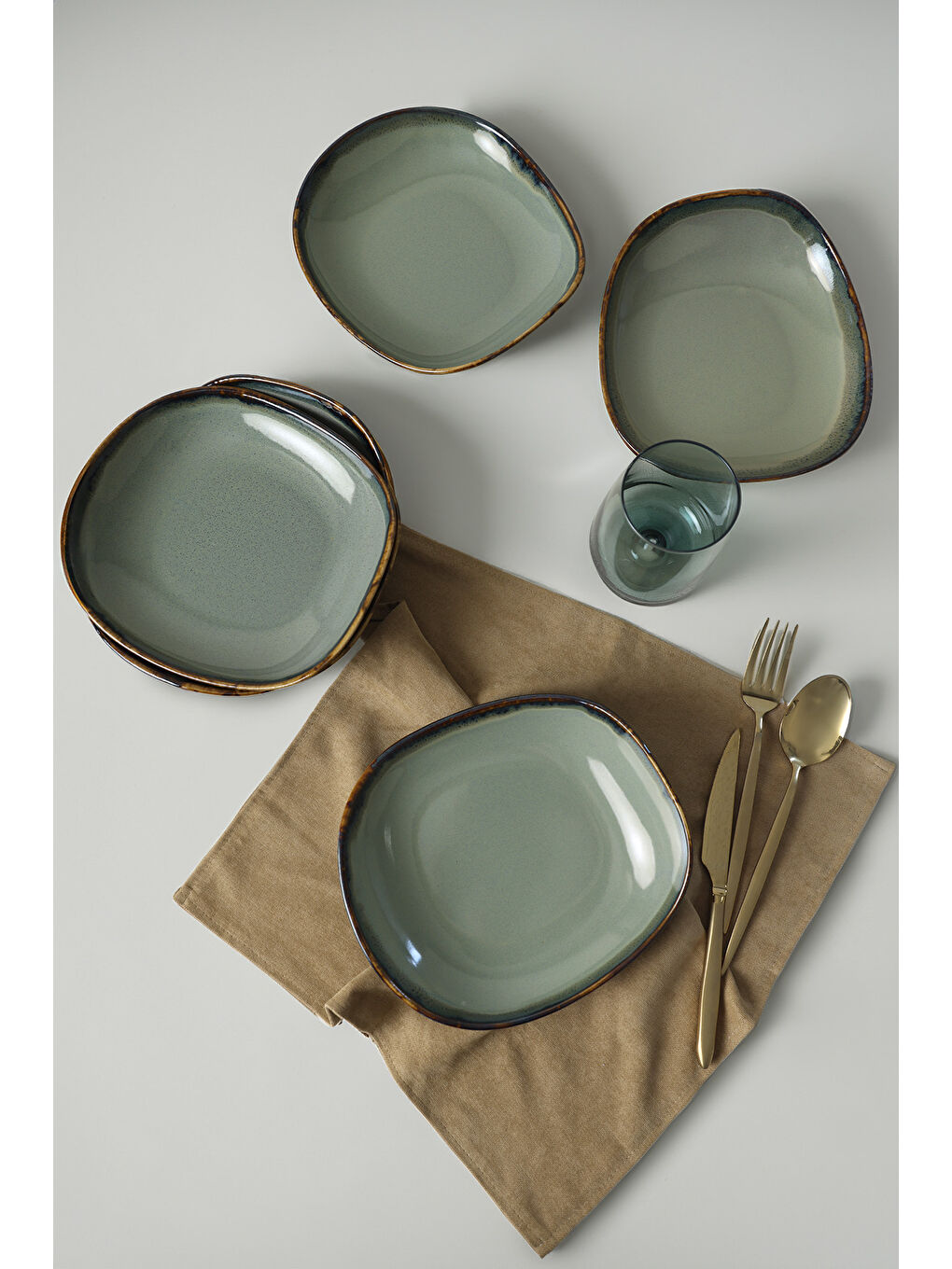 Karışık Reaktif Yeşil İsabella Yemek Tabağı 22 Cm 6 Adet-6