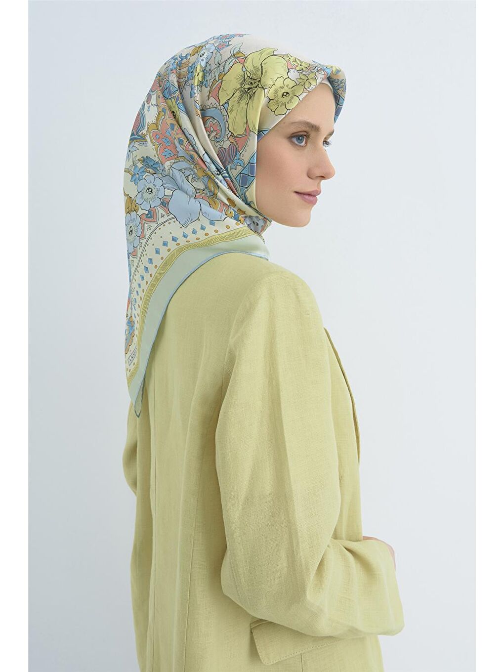 Karışık Saf İpek Sura Eşarp 9535D 84-3