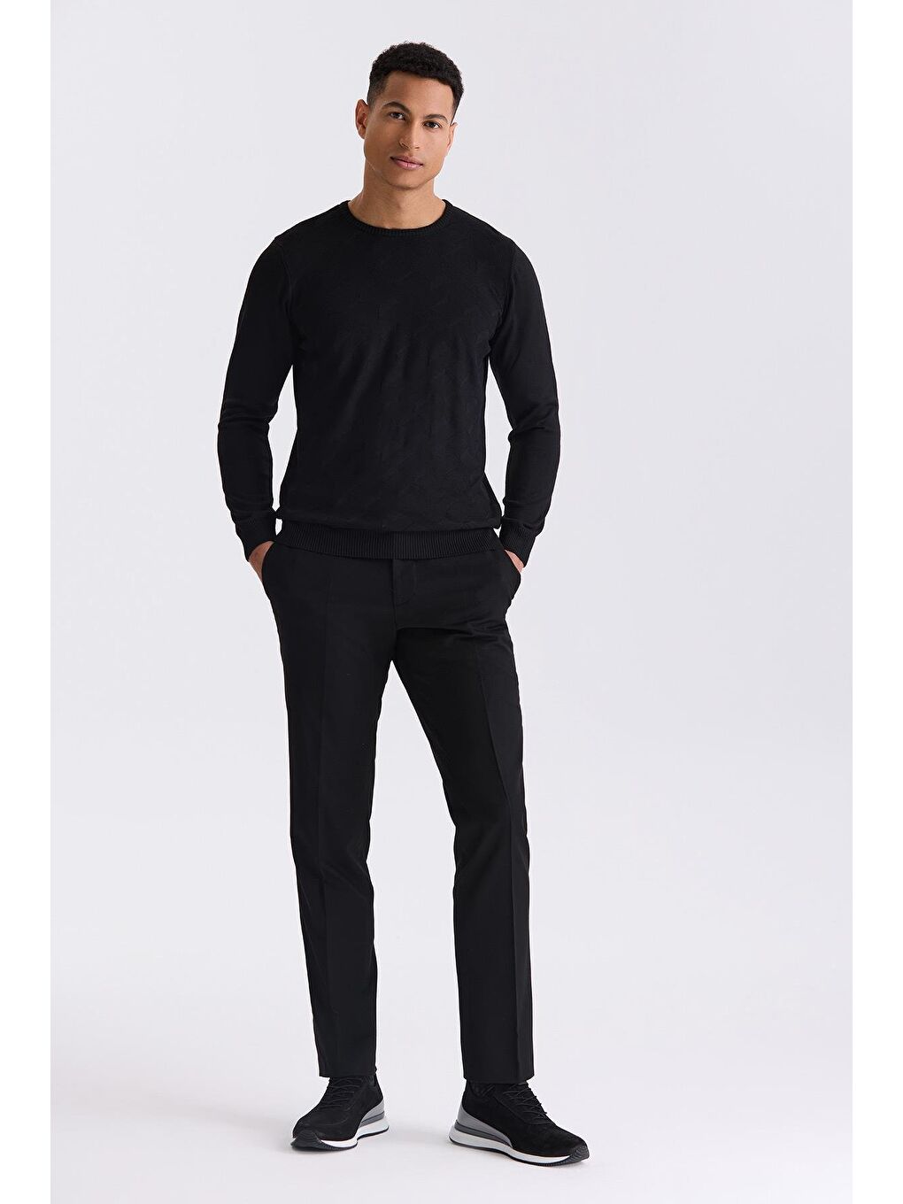 Siyah Slim Fit Bisiklet Yaka Desenli Triko Kazak-1