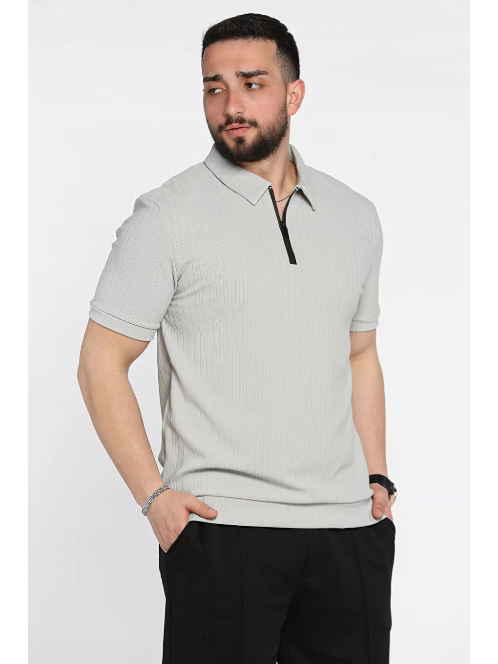 Gri Erkek Polo Yaka Yarım Fermuarlı Tişört