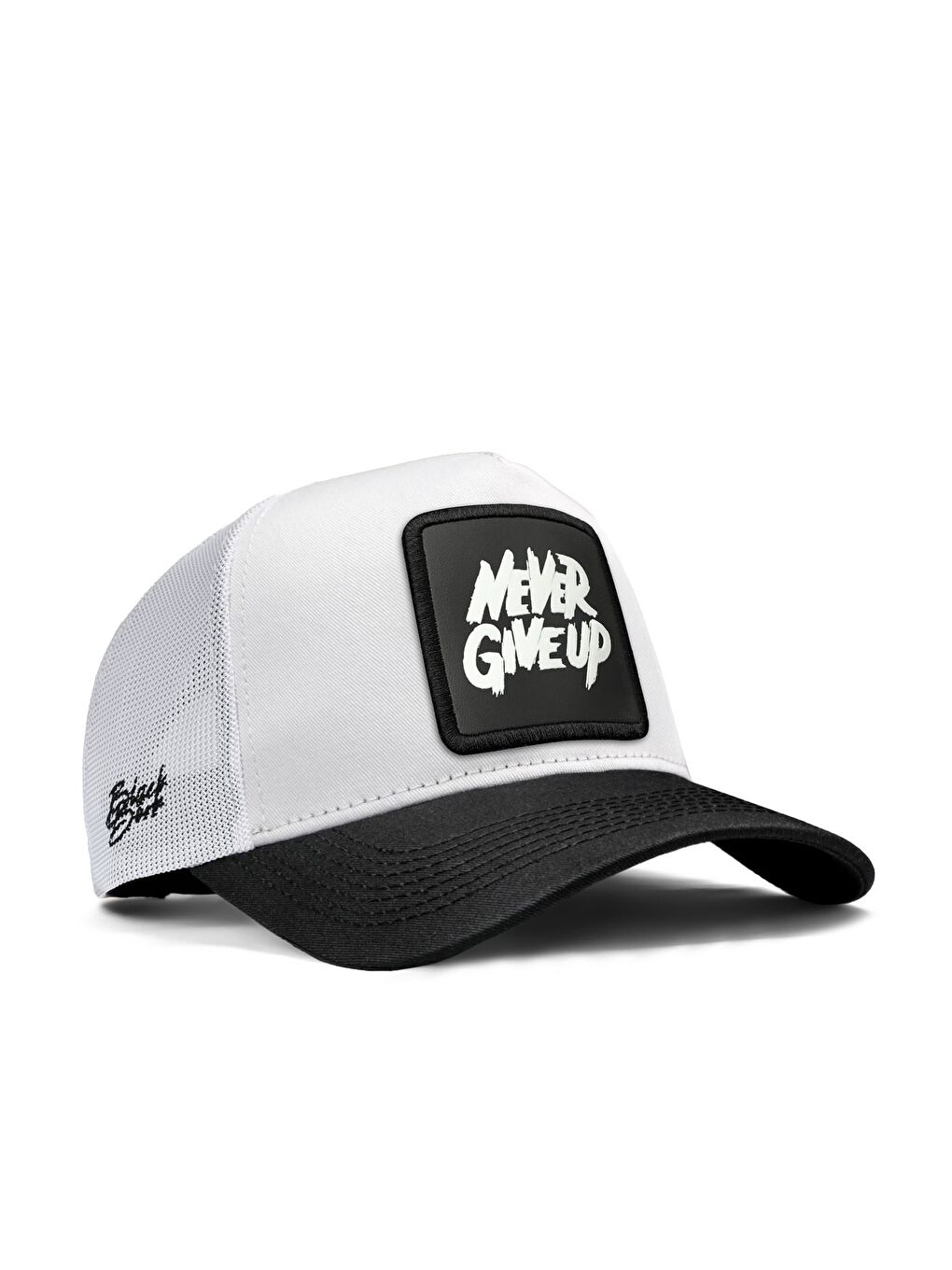 Never Give Up Logolu Siyah-Beyaz Trucker Şapka