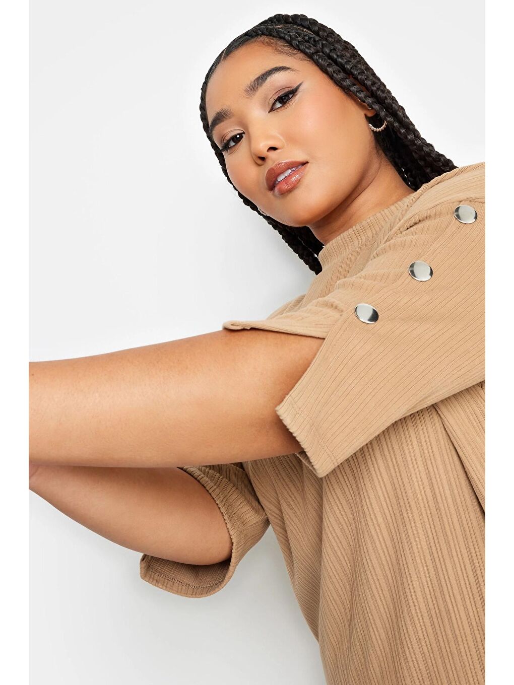 Bej Büyük Beden Bisiklet Yaka Düğme Detaylı Yarım Kollu Mini Elbise 302783-1
