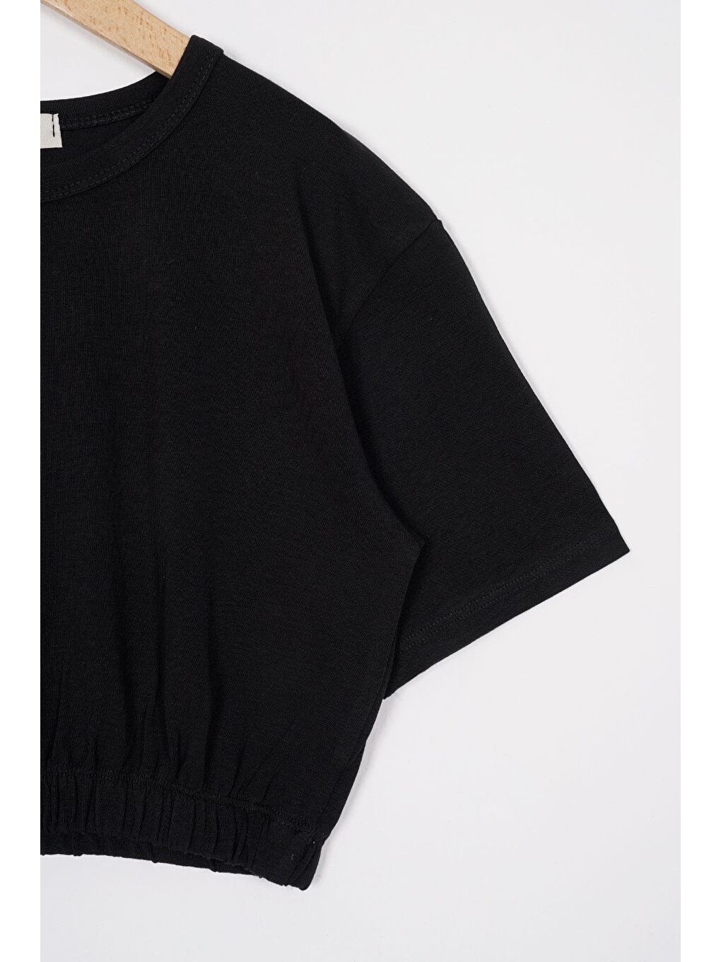 Bisiklet Yaka Kısa Kol Beli Lastikli Siyah Renk Kız Çocuk Tshirt-1