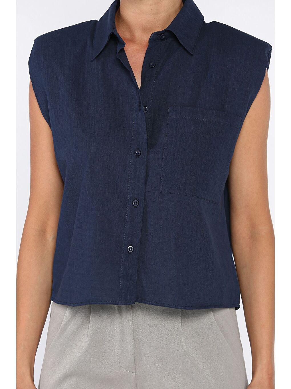 Lacivert Vatkalı Sıfır Kol Kadın Gömlek-3