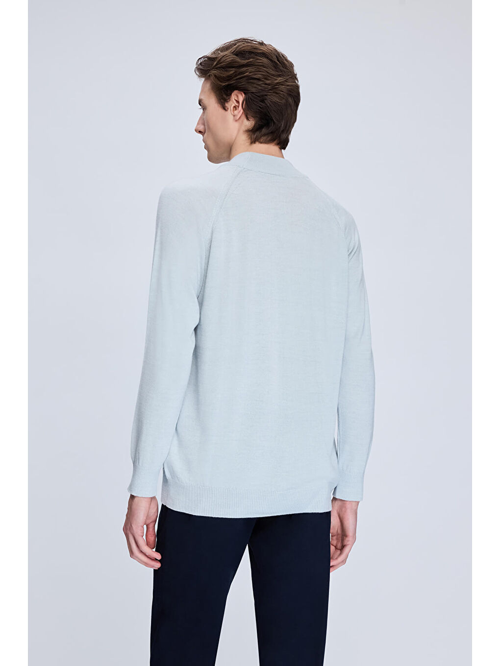 Gri Regular Fit Jakarlı Yarım Balıkçı Yaka Yünlü Kazak-4