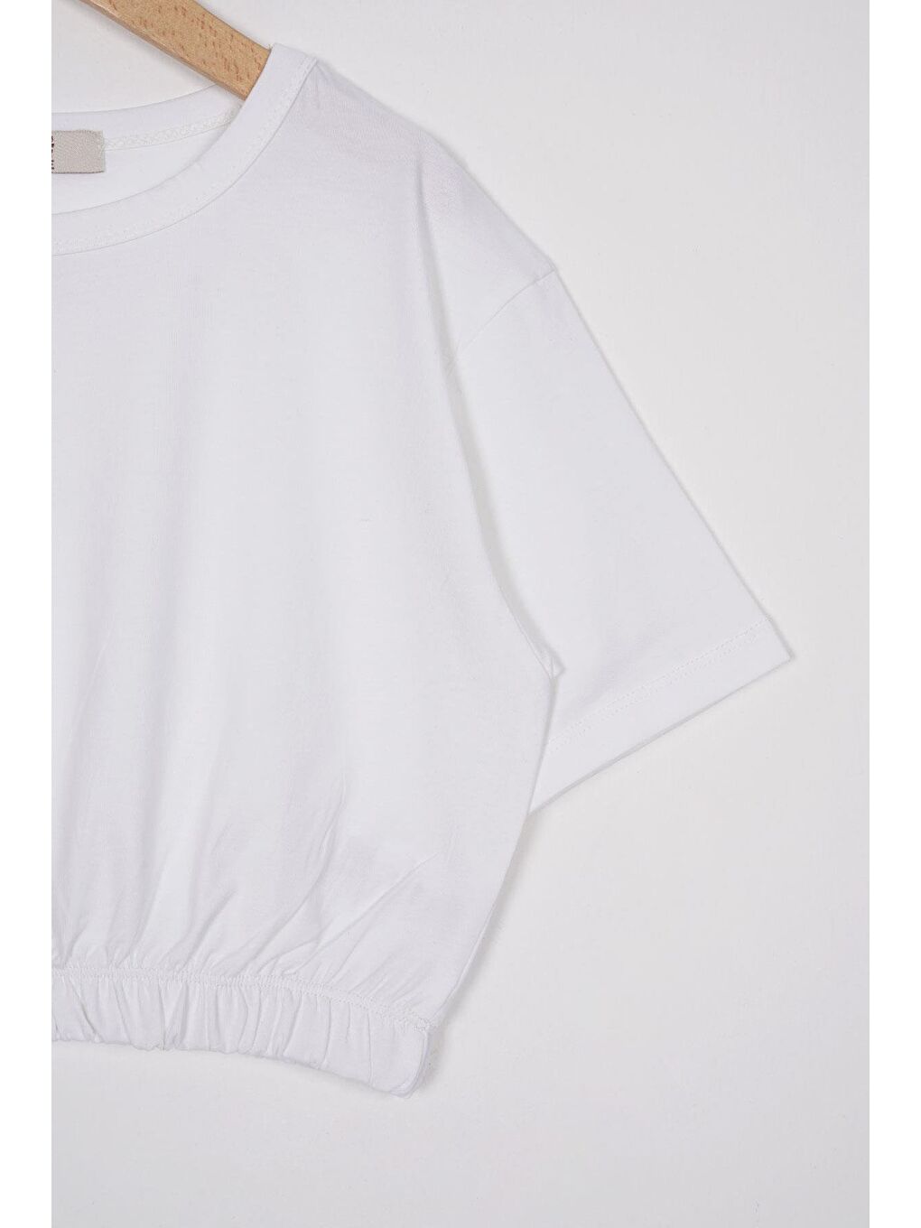 Bisiklet Yaka Kısa Kol Beli Lastikli Ekru Renk Kız Çocuk Tshirt-1