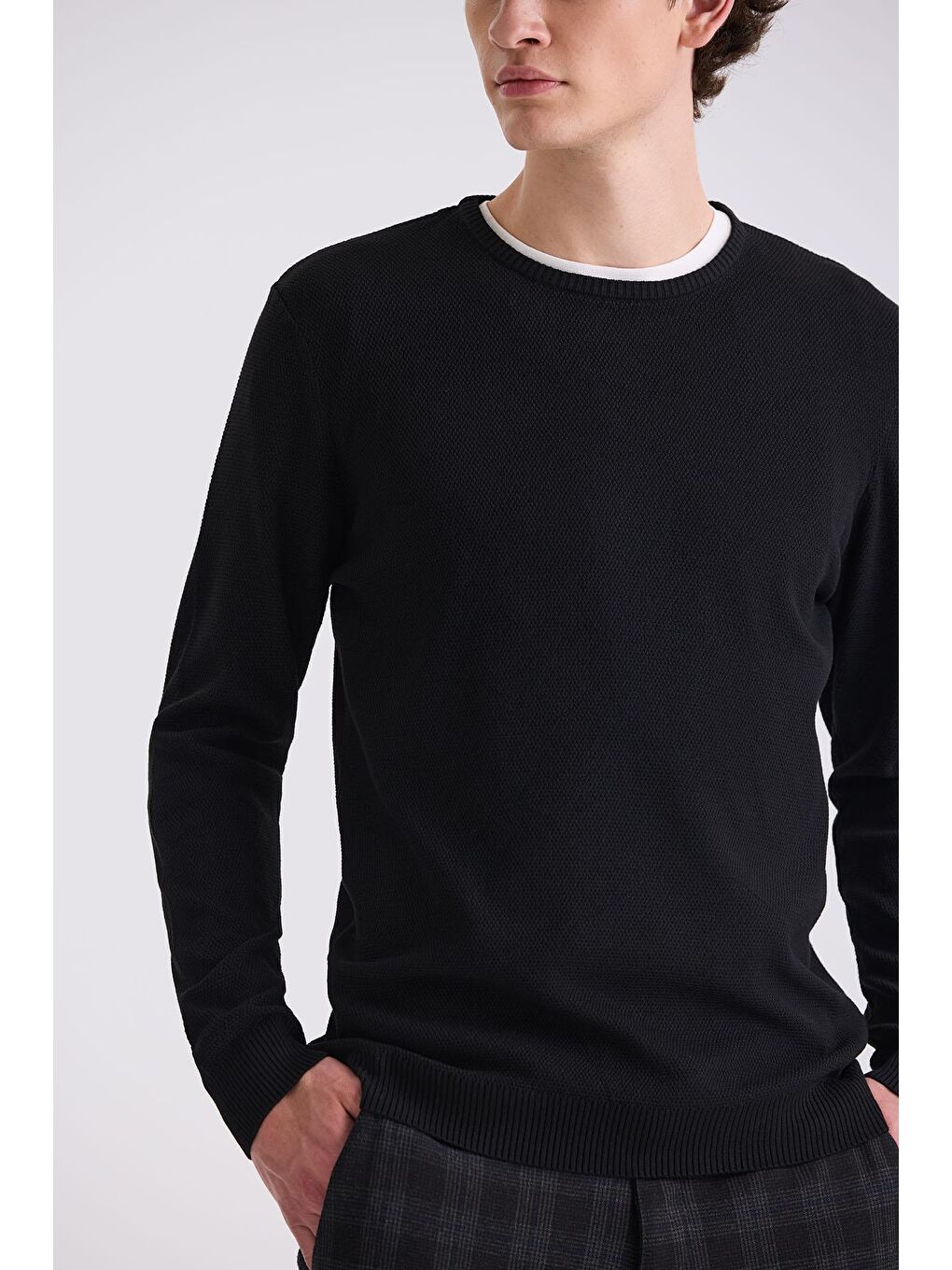 Siyah Slim Fit Bisiklet Yaka Desenli Triko Kazak-2