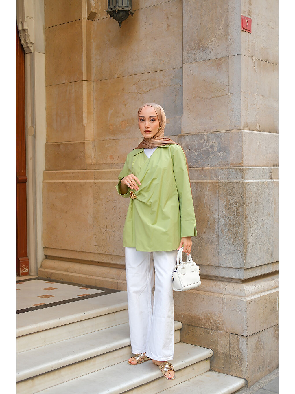 Kadın Broş Detay Poplin Gömlek Fıstık Yeşil-2