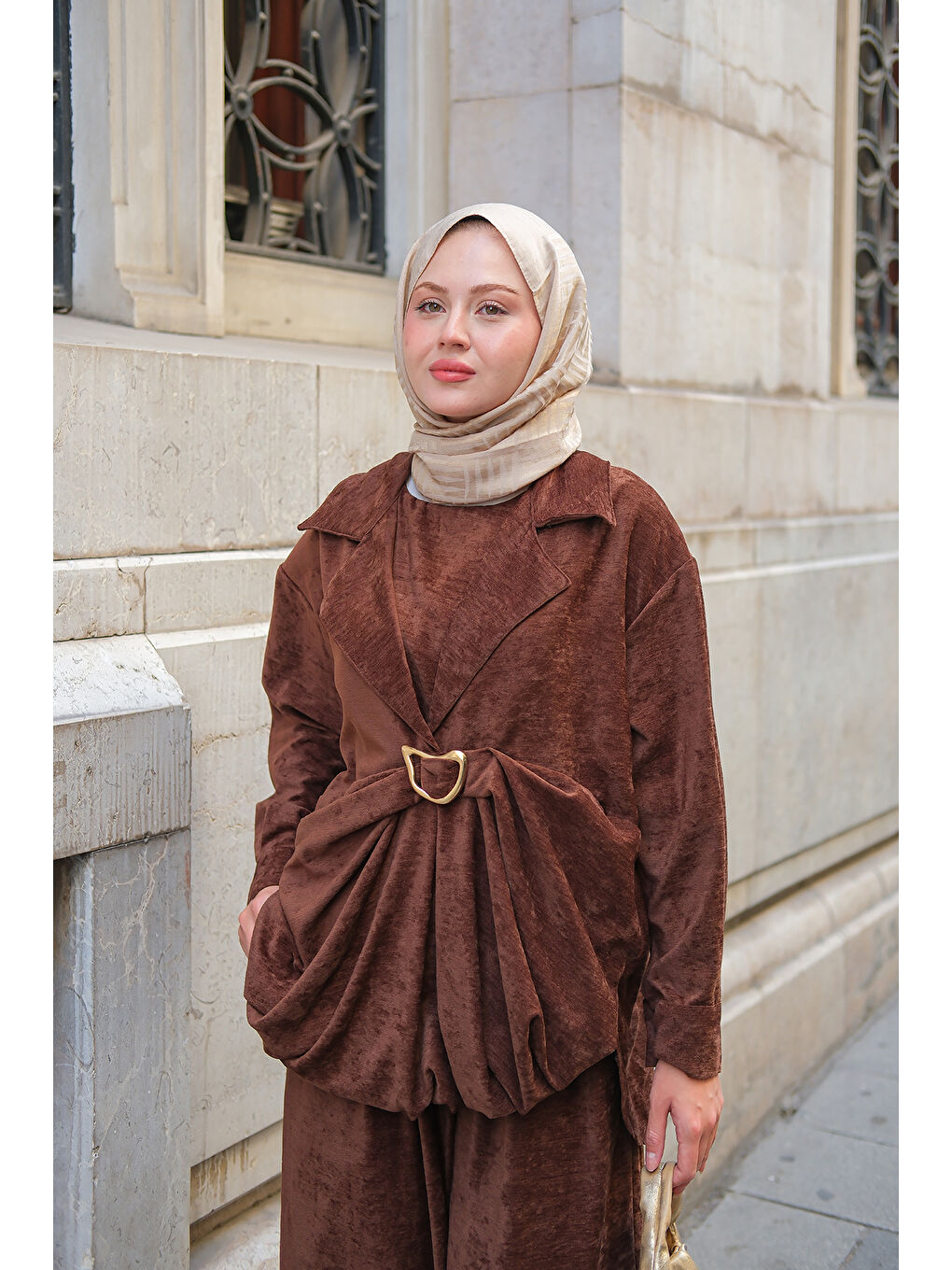 Kadın Musleya Önü Pile Detay Süet Takım Kahverengi-1