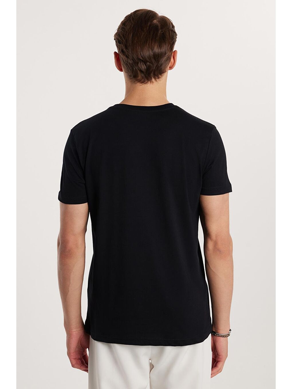 Erkek Slim Fit Dar Kesim %100 Pamuk Yumuşak Dokulu Baskılı Siyah Bisiklet Yaka Tişört-4